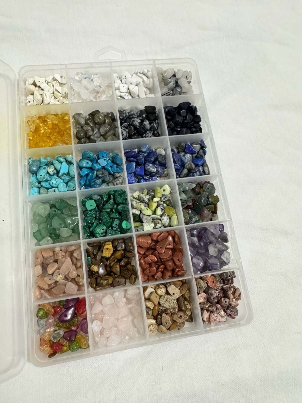 Traditions Gemstone Bead Chips In Organizer 24-Color Set